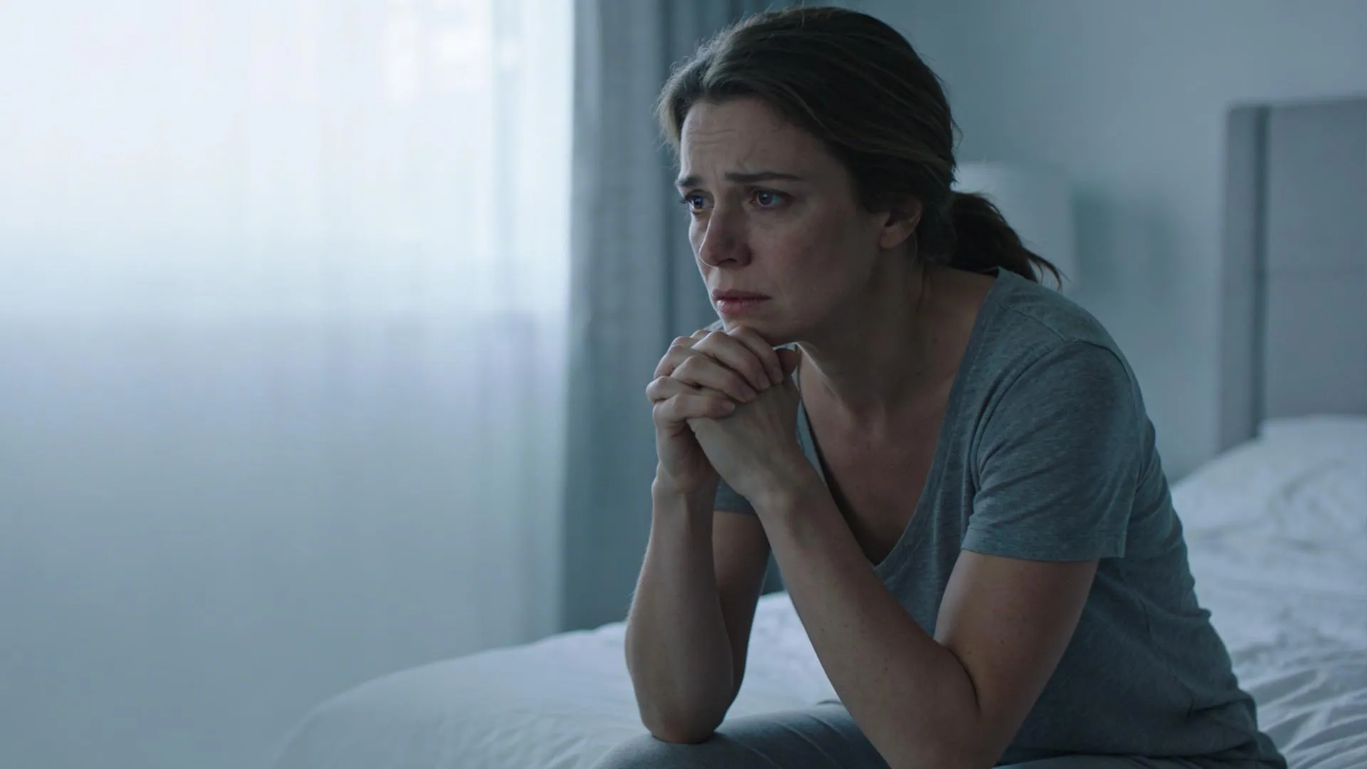 Картинка для статьи: тревога после алкоголя